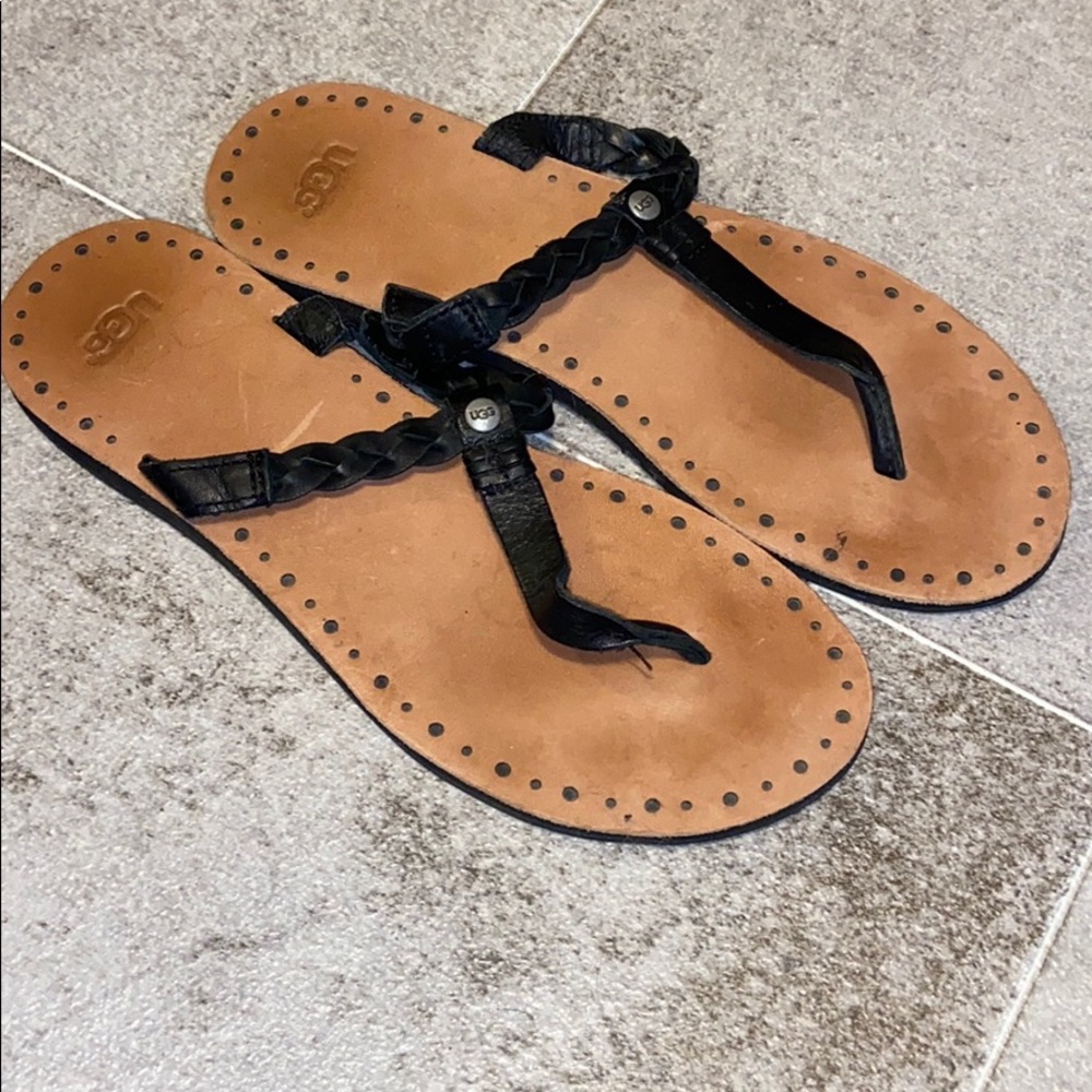 UGG sandal/ flip flop